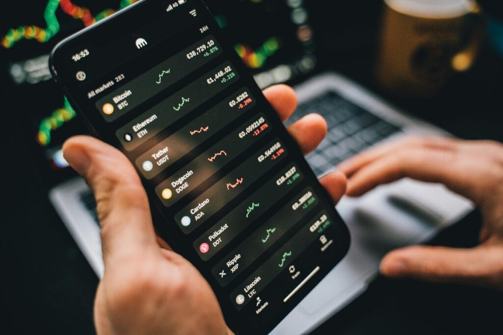 افضل 8 تطبيقات للاستثمار